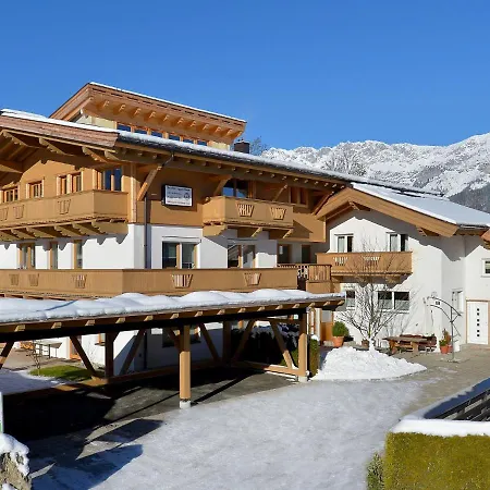 Lägenhet Stylish In With Mountain View Ellmau